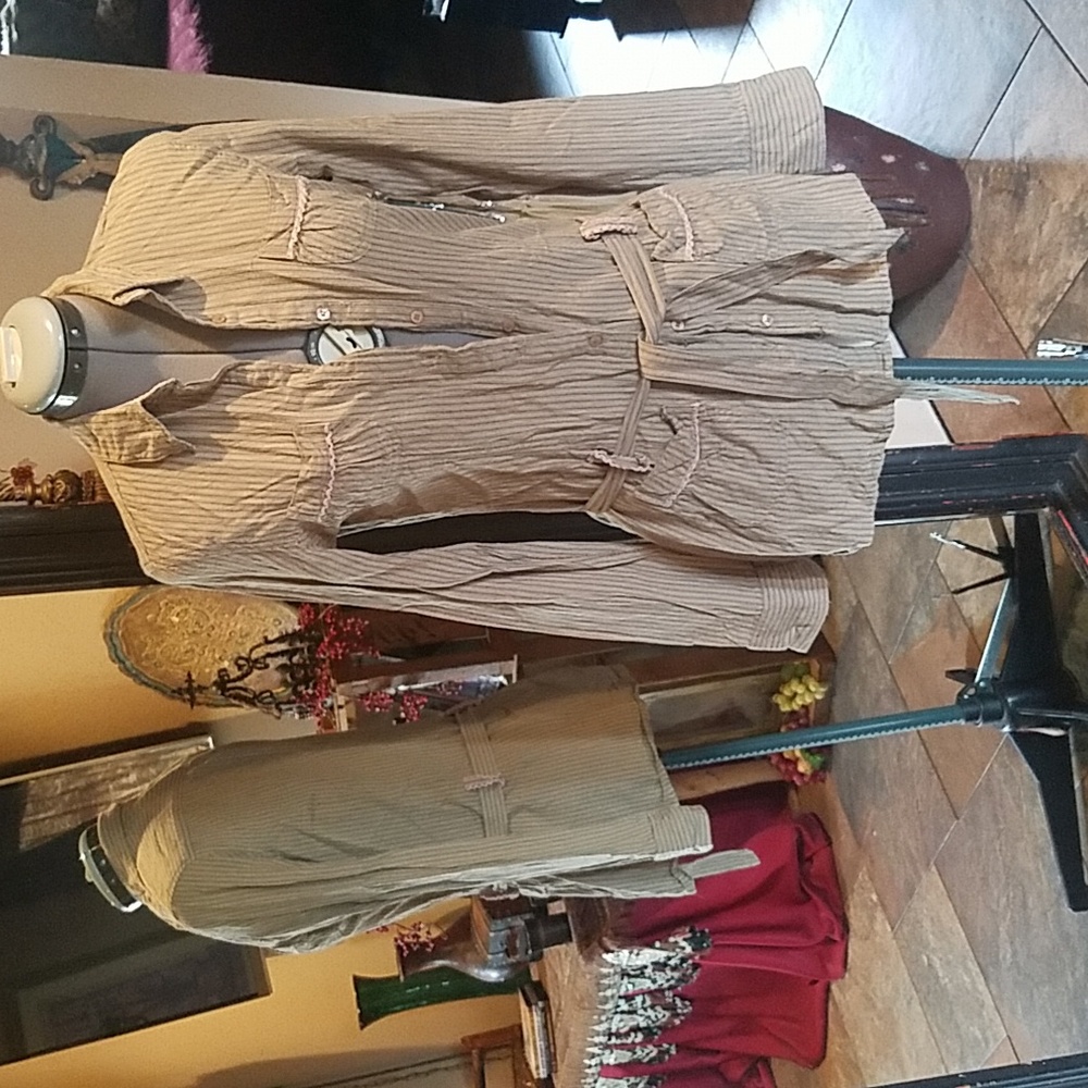 Daytrip Stripped Button Down Top
